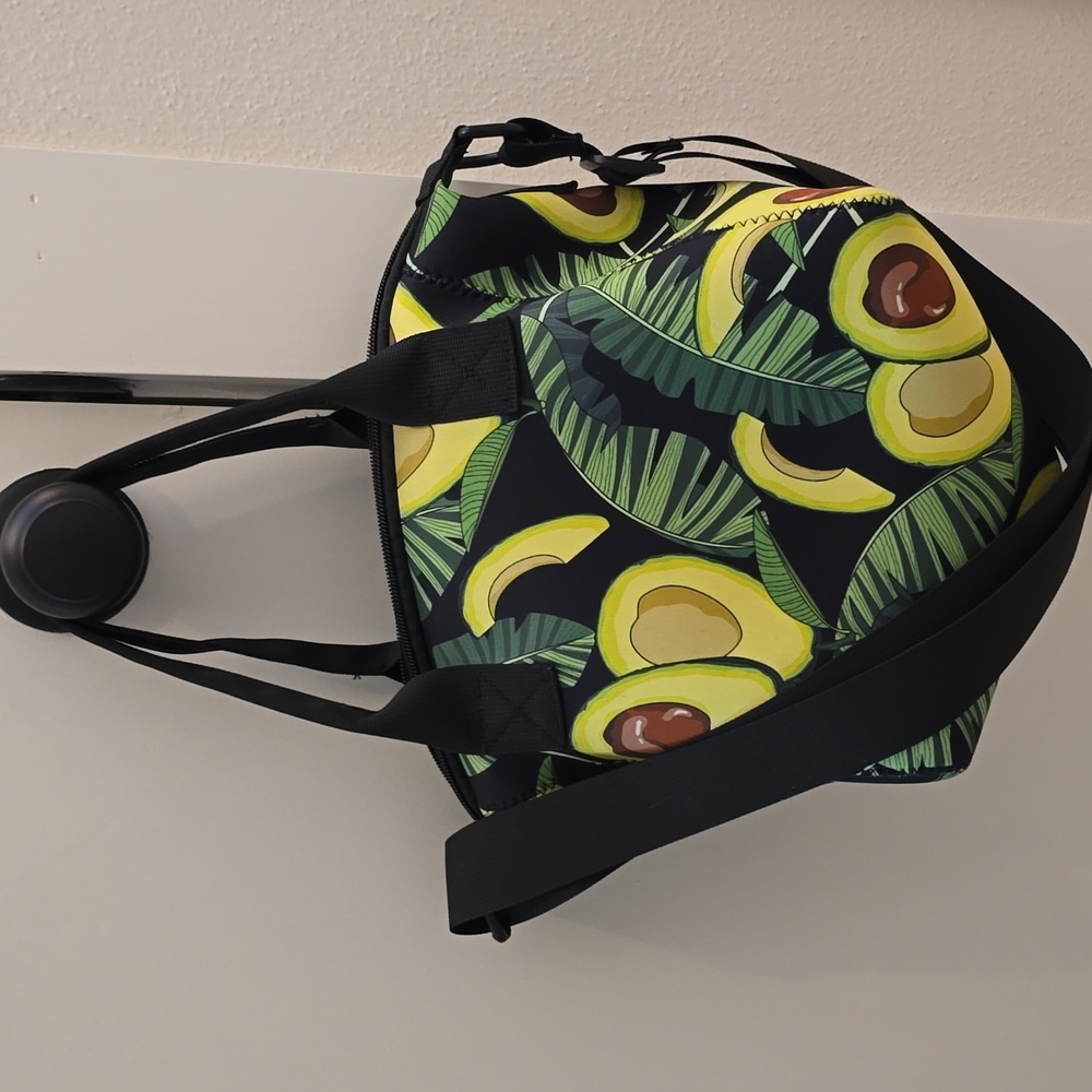 MYTAGALONGS | Black Avocado Dome Lunch Bag
